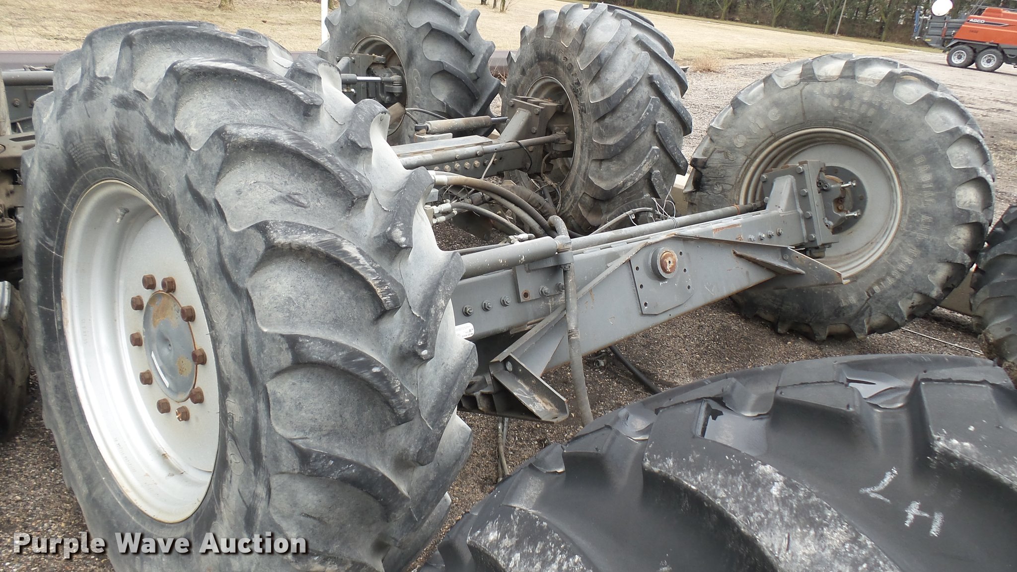 Massey-Ferguson rear wheel assist combine axle in Hesston, KS | Item ...