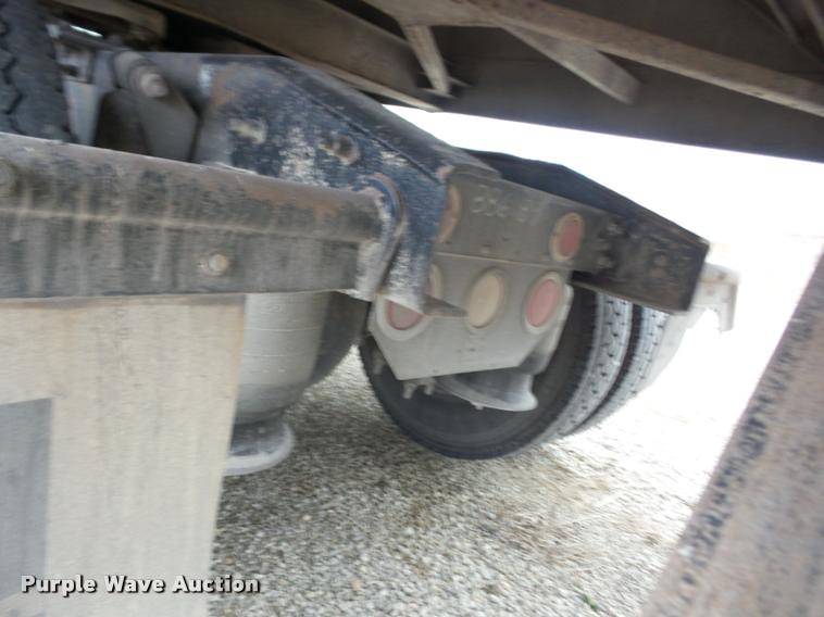 image for item AG9253 1998 Freightliner Century Class semi truck