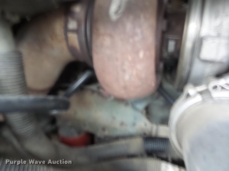 image for item AG9253 1998 Freightliner Century Class semi truck