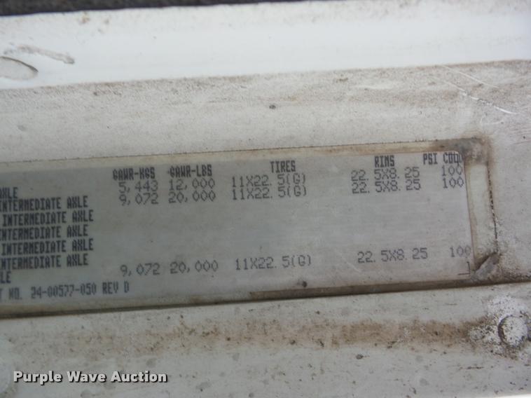 image for item AG9253 1998 Freightliner Century Class semi truck