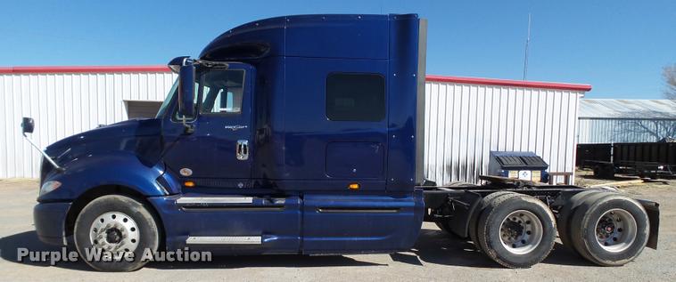 image for item BJ9274 2012 International ProStar Plus semi truck