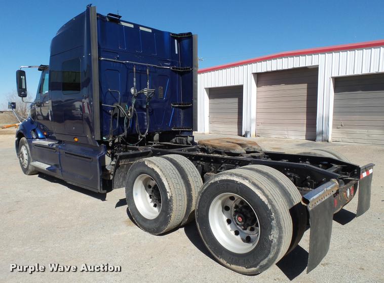 image for item BJ9274 2012 International ProStar Plus semi truck