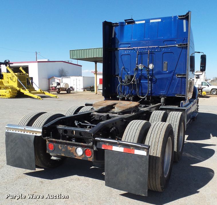 image for item BJ9274 2012 International ProStar Plus semi truck