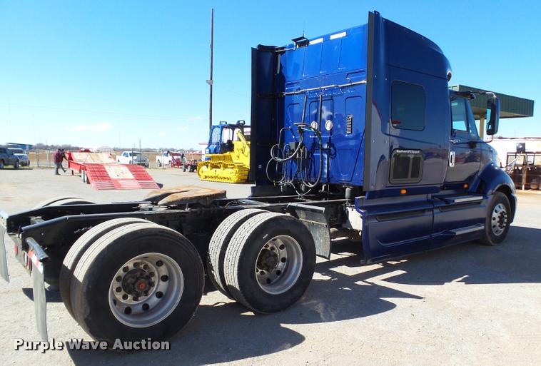 image for item BJ9274 2012 International ProStar Plus semi truck