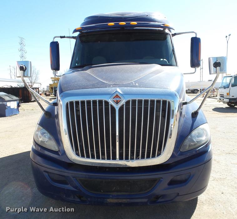 image for item BJ9274 2012 International ProStar Plus semi truck
