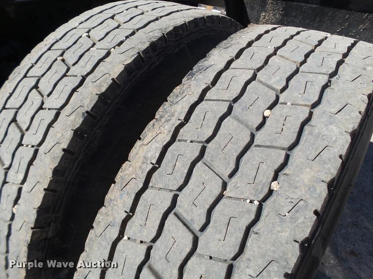 image for item BJ9274 2012 International ProStar Plus semi truck