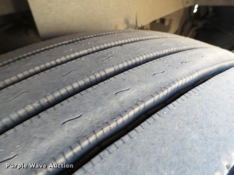 image for item BJ9274 2012 International ProStar Plus semi truck