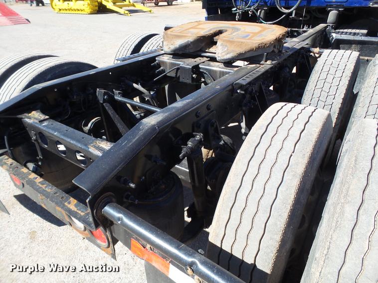 image for item BJ9274 2012 International ProStar Plus semi truck