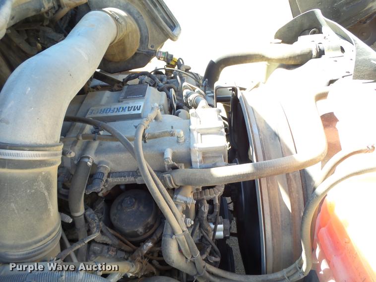 image for item BJ9274 2012 International ProStar Plus semi truck