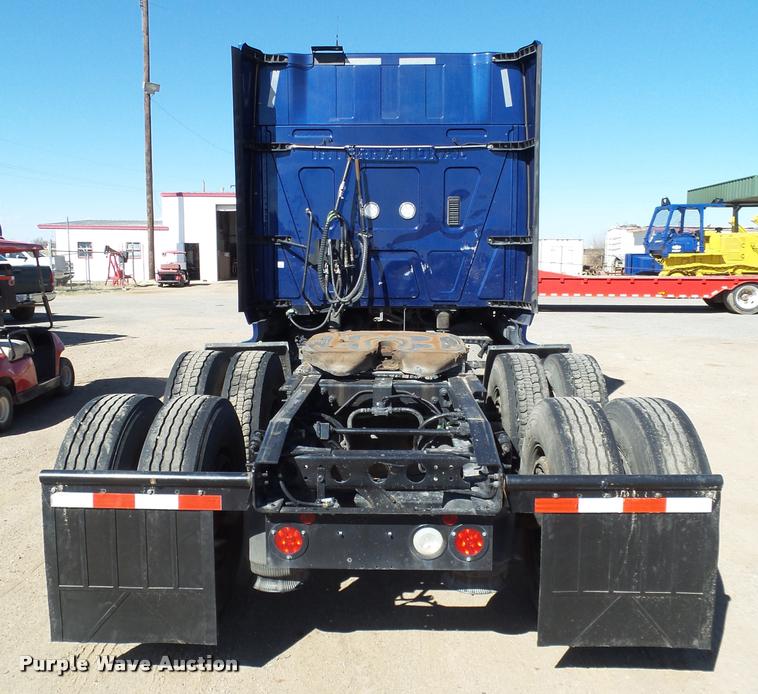 image for item BJ9275 2012 International ProStar Plus semi truck