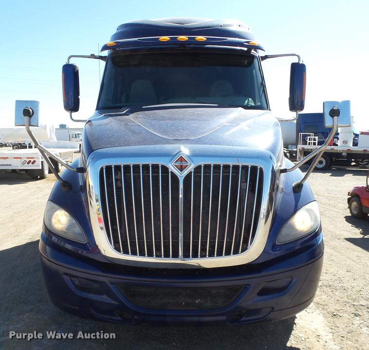 image for item BJ9275 2012 International ProStar Plus semi truck