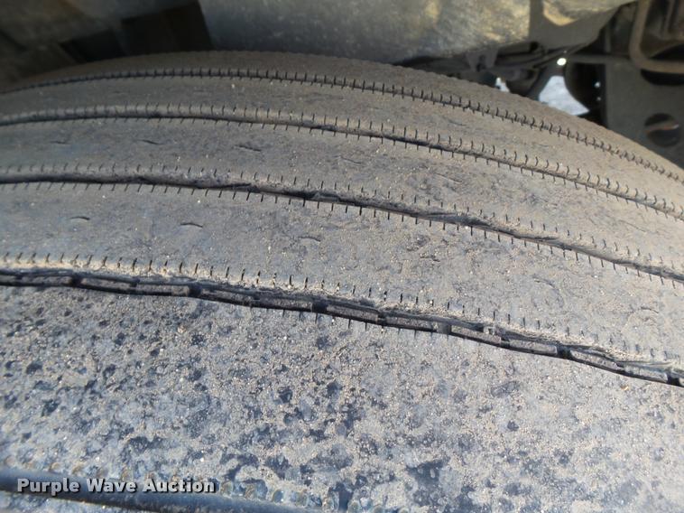 image for item BJ9275 2012 International ProStar Plus semi truck