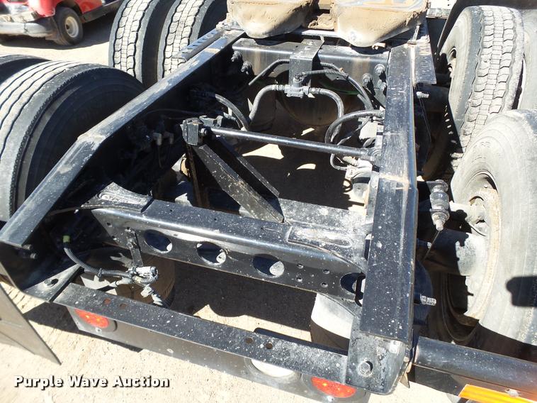 image for item BJ9275 2012 International ProStar Plus semi truck