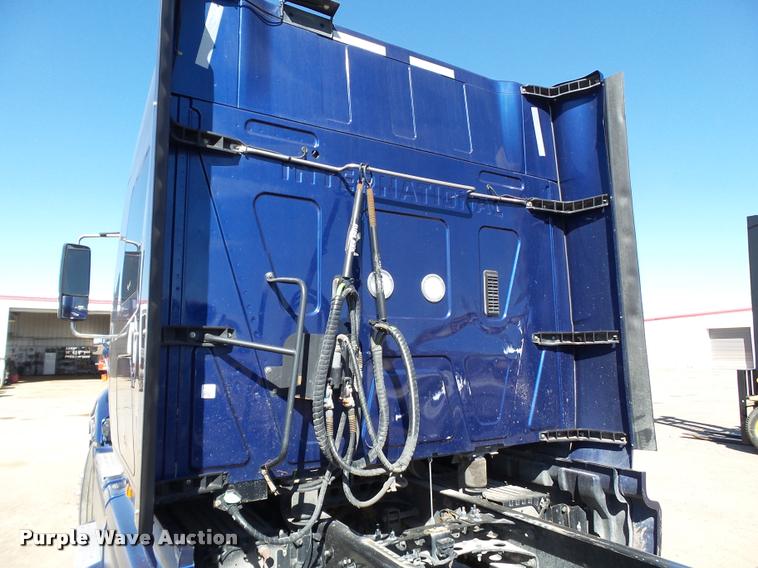 image for item BJ9275 2012 International ProStar Plus semi truck