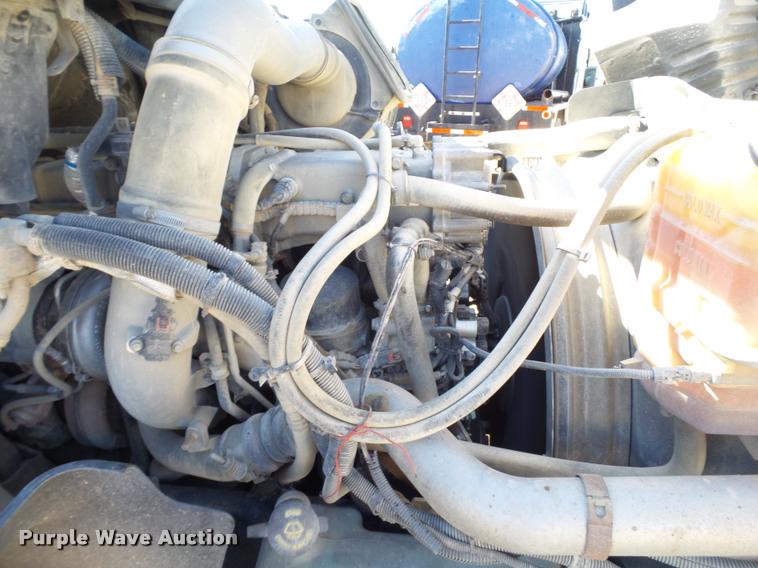 image for item BJ9275 2012 International ProStar Plus semi truck