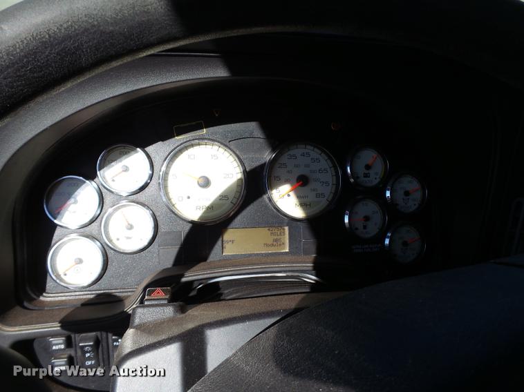 image for item BJ9275 2012 International ProStar Plus semi truck