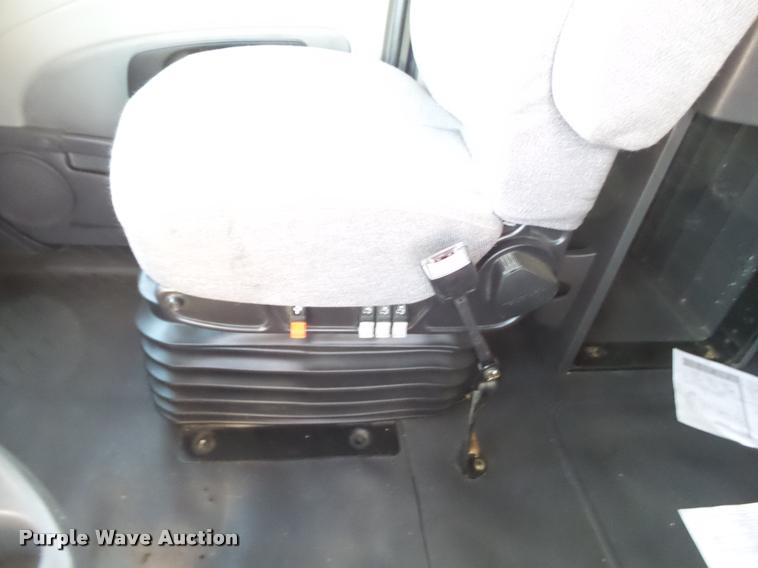 image for item BJ9275 2012 International ProStar Plus semi truck