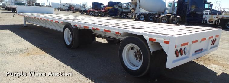 image for item BJ9276 1992 Oshkosh drop deck trailer