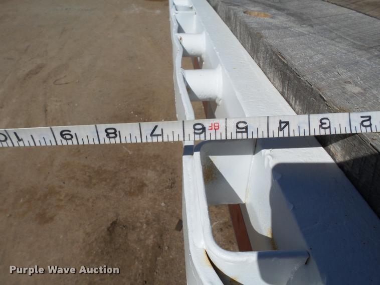 image for item BJ9276 1992 Oshkosh drop deck trailer