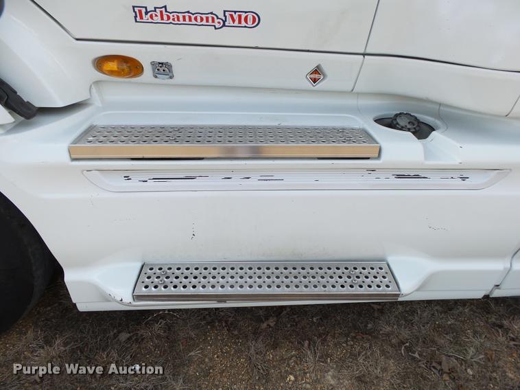 image for item DA2529 2009 International ProStar Eagle semi truck