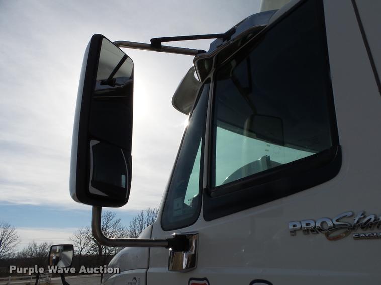 image for item DA2529 2009 International ProStar Eagle semi truck