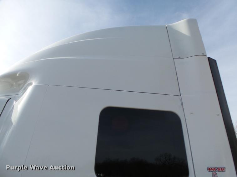 image for item DA2529 2009 International ProStar Eagle semi truck