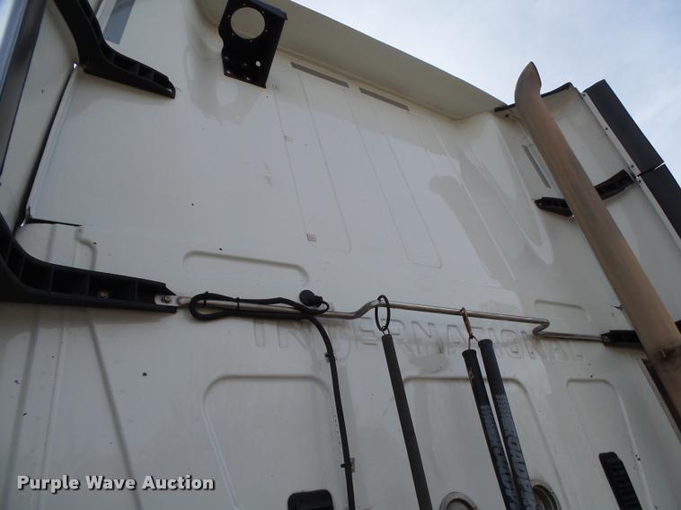 image for item DA2529 2009 International ProStar Eagle semi truck