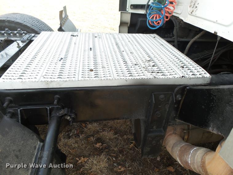 image for item DA2529 2009 International ProStar Eagle semi truck