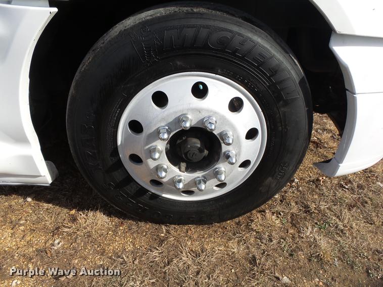 image for item DA2529 2009 International ProStar Eagle semi truck