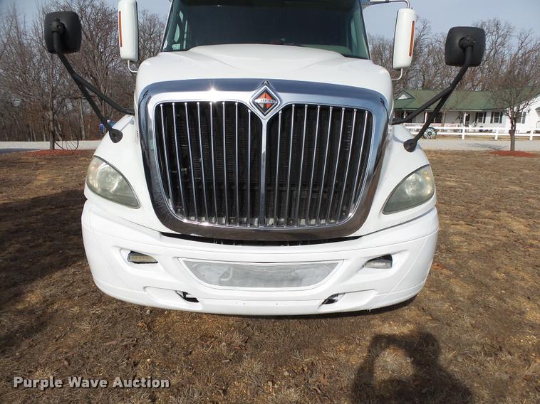 image for item DA2529 2009 International ProStar Eagle semi truck