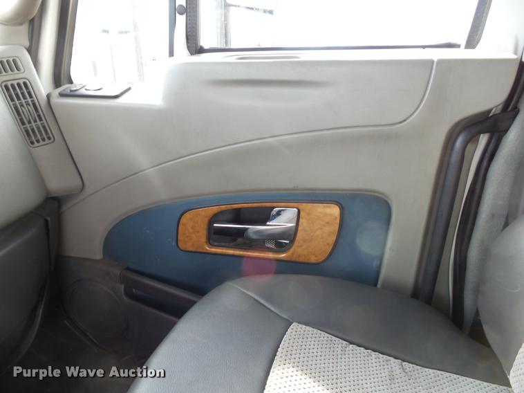 image for item DA2529 2009 International ProStar Eagle semi truck