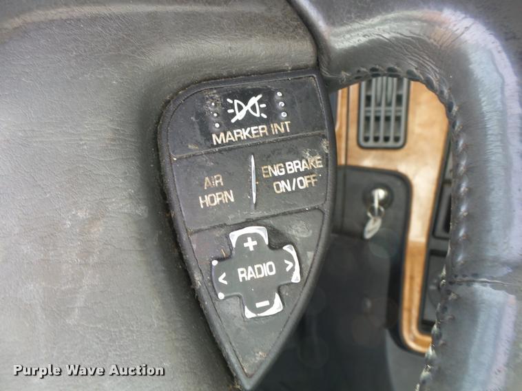 image for item DA2529 2009 International ProStar Eagle semi truck