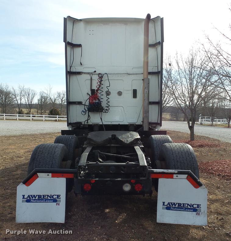 image for item DA2530 2010 International ProStar Eagle semi truck