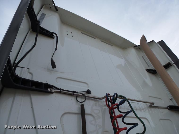 image for item DA2530 2010 International ProStar Eagle semi truck