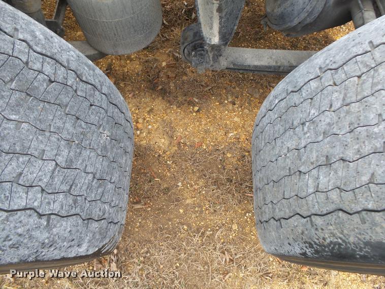 image for item DA2530 2010 International ProStar Eagle semi truck