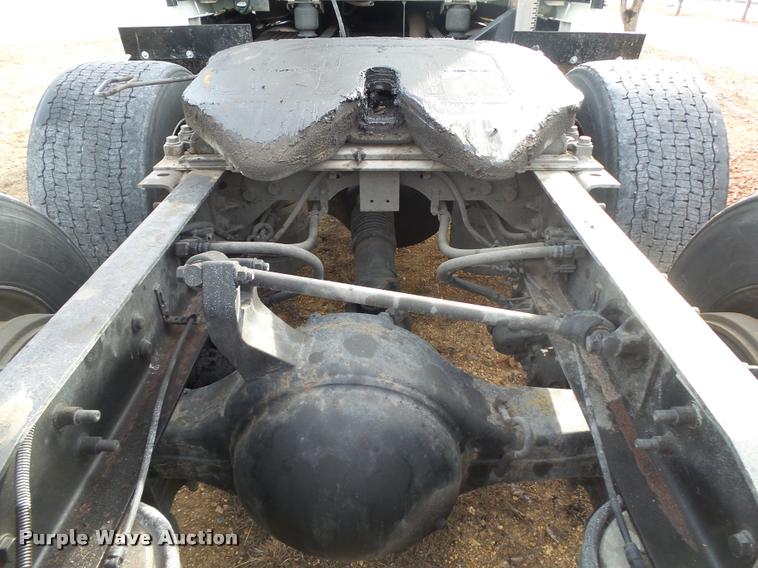 image for item DA2530 2010 International ProStar Eagle semi truck