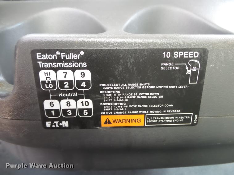 image for item DA2530 2010 International ProStar Eagle semi truck