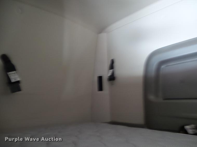 image for item DA2530 2010 International ProStar Eagle semi truck