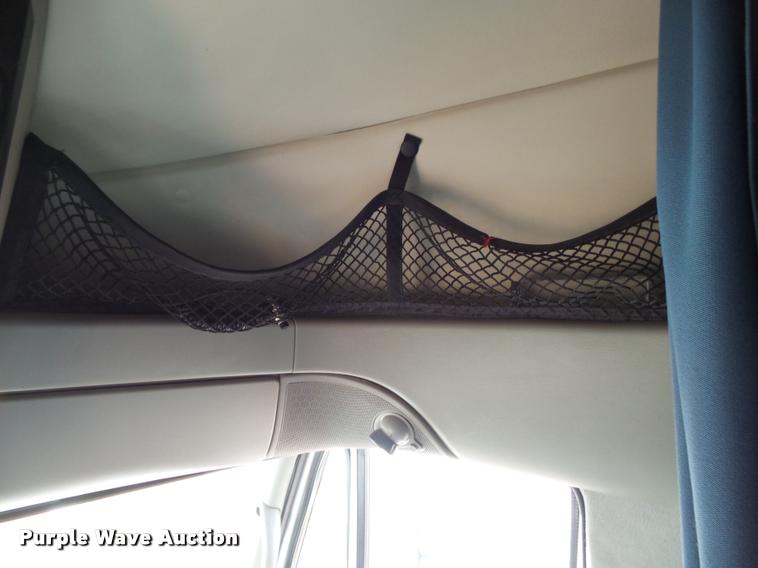 image for item DA2530 2010 International ProStar Eagle semi truck