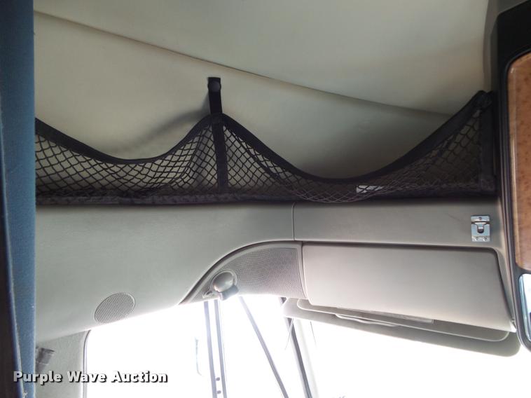 image for item DA2530 2010 International ProStar Eagle semi truck