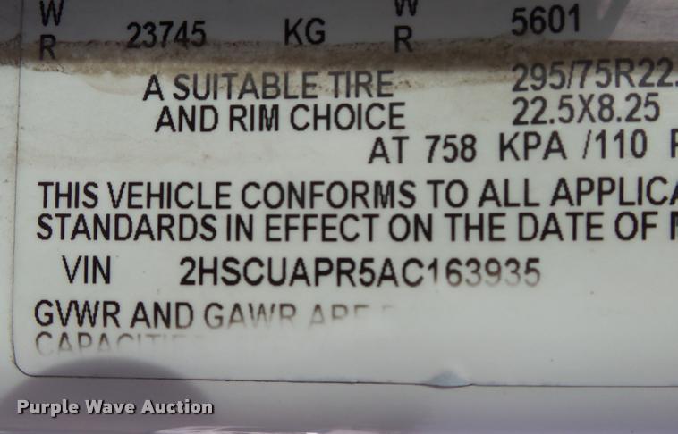 image for item DA2530 2010 International ProStar Eagle semi truck