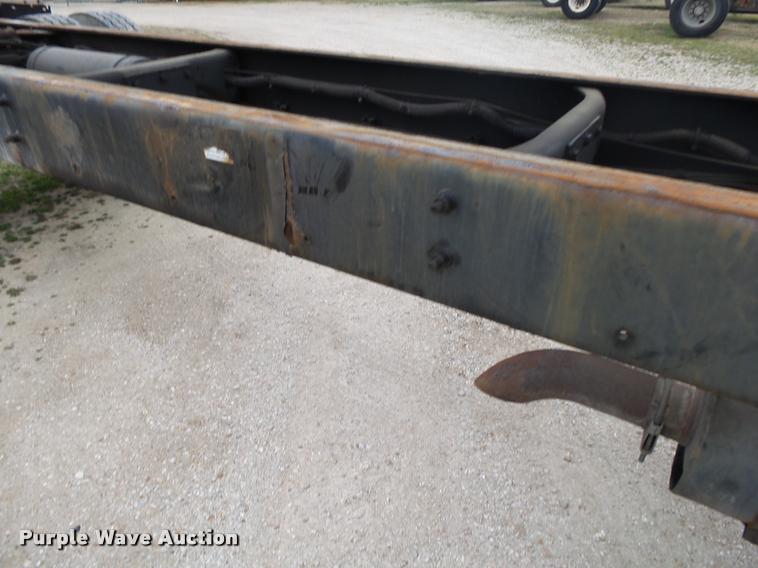 image for item DA2567 2007 Freightliner Business Class M2 truck cab and chassis