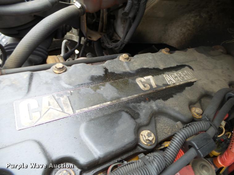 image for item DA2567 2007 Freightliner Business Class M2 truck cab and chassis