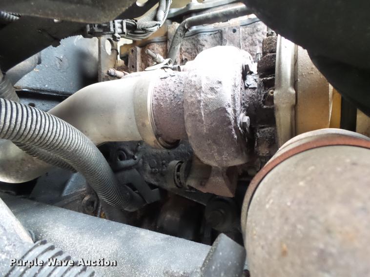 image for item DA2567 2007 Freightliner Business Class M2 truck cab and chassis