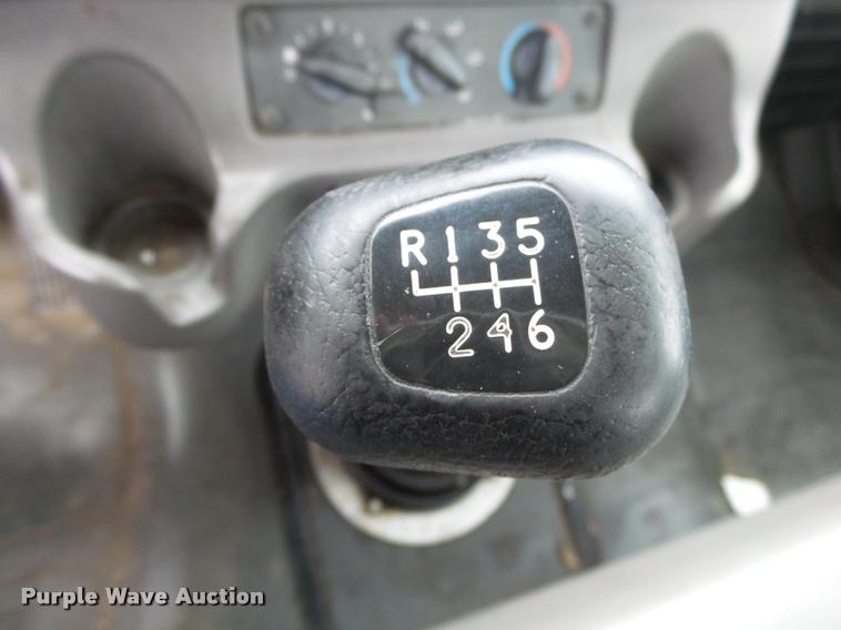 image for item DA2567 2007 Freightliner Business Class M2 truck cab and chassis