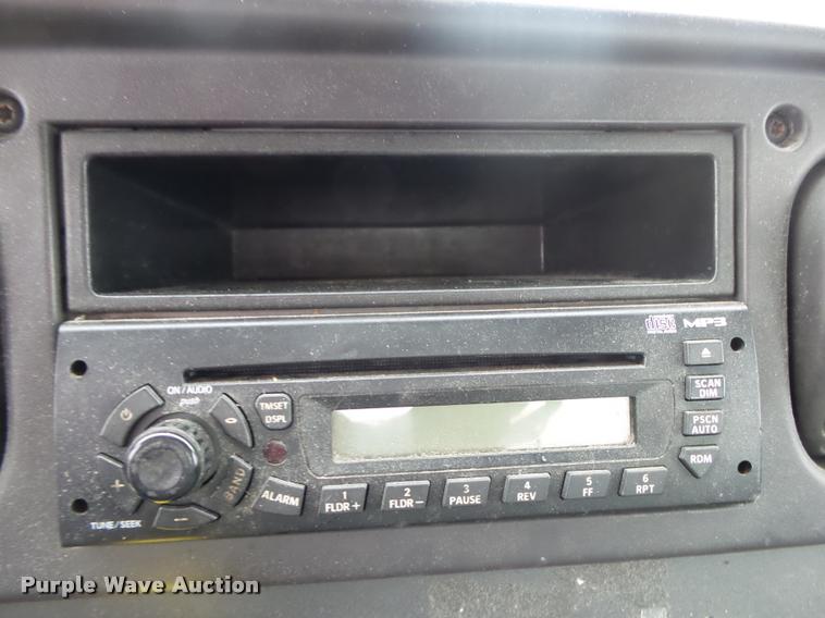 image for item DA2567 2007 Freightliner Business Class M2 truck cab and chassis