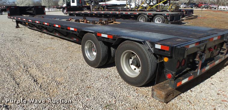image for item DA2585 2002 Doonan 482DB146 drop deck trailer