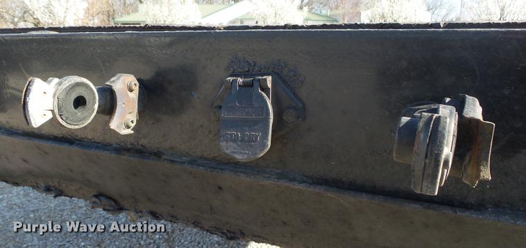 image for item DA2585 2002 Doonan 482DB146 drop deck trailer