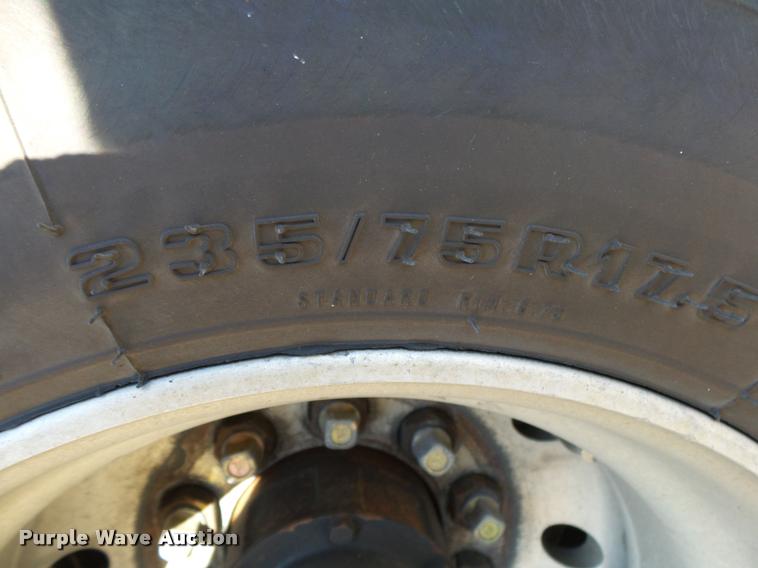 image for item DA2585 2002 Doonan 482DB146 drop deck trailer