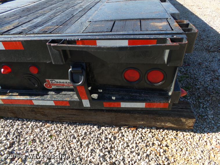 image for item DA2585 2002 Doonan 482DB146 drop deck trailer